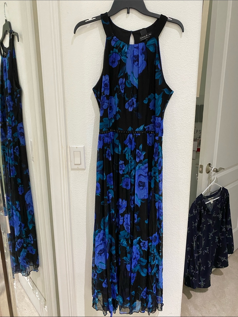 Alexa B Nites Hawaiian Print Floral Maxi Dress - Size 12P - Excellent Condition
